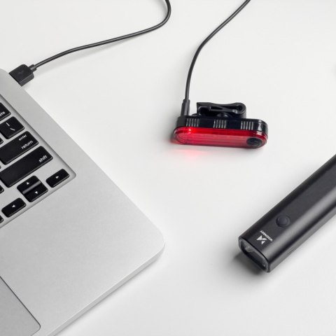 Zestaw lampek rowerowych przednia i tylna USB-C czarny Zestaw lampek rowerowych przednia i tylna USB-C czarny