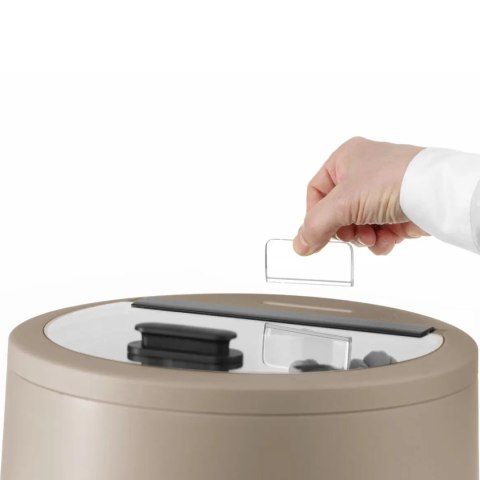 Kociołek termos do zupy elektryczny UNIQ śr. 365 x 325 mm 8 l 500 W - beżowy Kociołek termos do zupy elektryczny UNIQ śr. 365 x 325 mm 8 l 500 W - beżowy