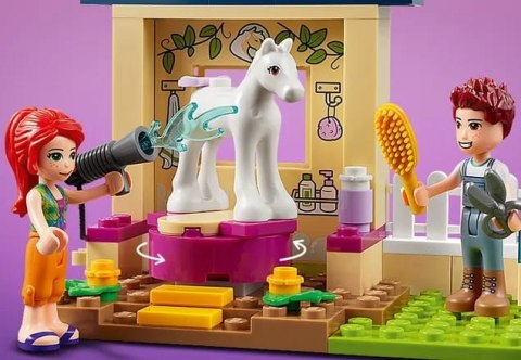 41696 - LEGO Friends - Kąpiel dla kucyków w stajni 41696 - LEGO Friends - Kąpiel dla kucyków w stajni