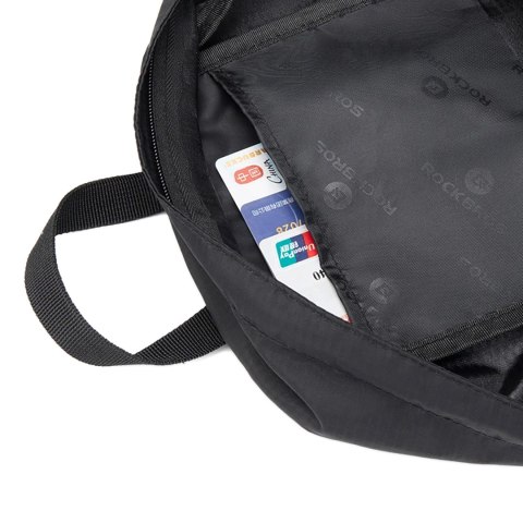 Plecak sportowy wodoodporny składany 46.5x38cm 18l - czarny Plecak sportowy wodoodporny składany 46.5x38cm 18l - czarny