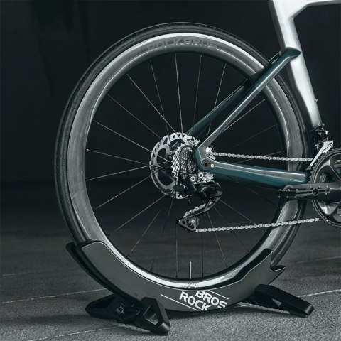 Stojak rowerowy pod koło oponę z regulacją szerokości 3 - 8 cm - czarny Stojak rowerowy pod koło oponę z regulacją szerokości 3 - 8 cm - czarny