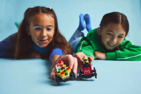 60458 - LEGO City - Zestaw wyścigówek: pizza kontra wóz strażacki 60458 - LEGO City - Zestaw wyścigówek: pizza kontra wóz strażacki