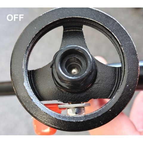 Pistolet do pianki piany montażowej TEFLON z wyłącznikiem odcinającym Pistolet do pianki piany montażowej TEFLON z wyłącznikiem odcinającym