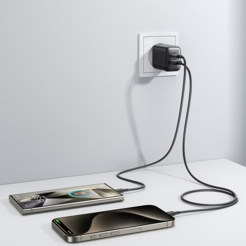 Ładowarka sieciowa USB-C i USB-A 25W SFC PPS PD - czarna Ładowarka sieciowa USB-C i USB-A 25W SFC PPS PD - czarna