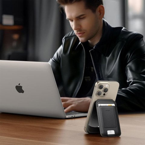 Portfel na karty Magnetic Wallet MagSafe z podstawką - czarny Portfel na karty Magnetic Wallet MagSafe z podstawką - czarny