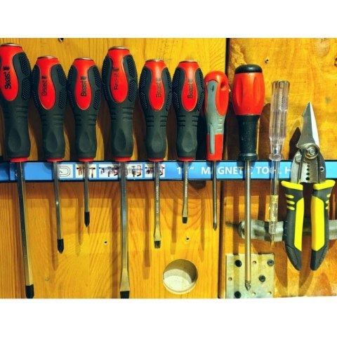 Listwa magnetyczna uchwyt magnes na narzędzia 610mm 24" warsztatowy Listwa magnetyczna uchwyt magnes na narzędzia 610mm 24" warsztatowy