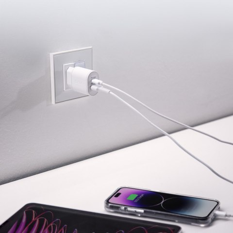 Ładowarka sieciowa Power Delivery USB-A USB-C 20W - biała Ładowarka sieciowa Power Delivery USB-A USB-C 20W - biała