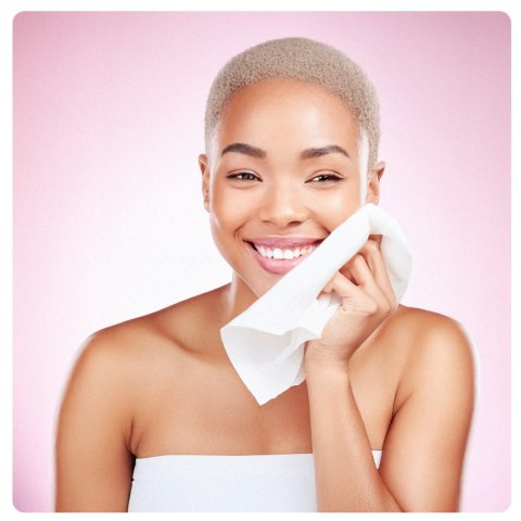 NOVITA Chusteczki nawilżane Make up & Care 15szt. NOVITA Chusteczki nawilżane Make up & Care 15szt.
