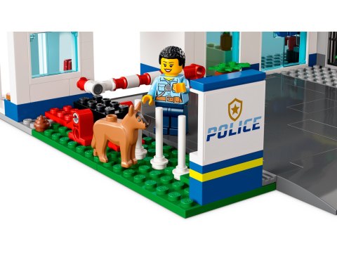 60316 - LEGO City - Posterunek policji 60316 - LEGO City - Posterunek policji
