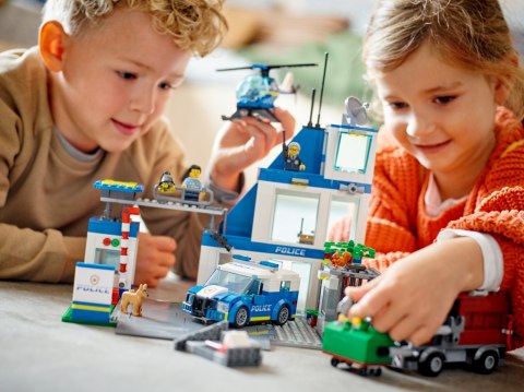 60316 - LEGO City - Posterunek policji 60316 - LEGO City - Posterunek policji