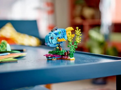 31136 - LEGO Creator - Egzotyczna papuga 31136 - LEGO Creator - Egzotyczna papuga