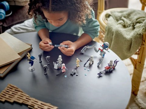 75372 - LEGO Star Wars - Zestaw bitewny z żołnierzem armii klonów™ i droidem bojowym™ 75372 - LEGO Star Wars - Zestaw bitewny z żołnierzem armii klonów™ i droidem bojowym™