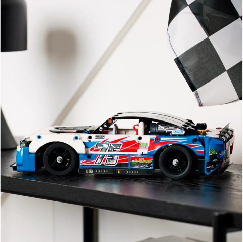 42153 - LEGO Technic - Nowy Chevrolet Camaro ZL1 z serii NASCAR® 42153 - LEGO Technic - Nowy Chevrolet Camaro ZL1 z serii NASCAR®
