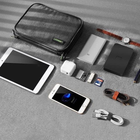Etui pudełko na dysk twardy HDD SSD telefon kable akcesoria szary Etui pudełko na dysk twardy HDD SSD telefon kable akcesoria szary