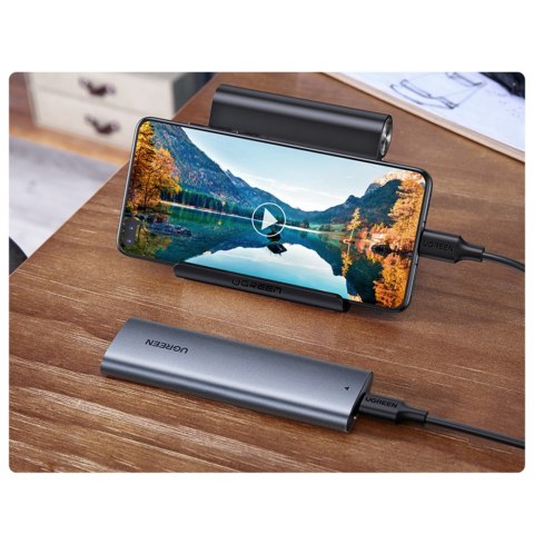 Kieszeń na dysk obudowa dysku twardego M.2 B-Key SATA 3.0 szary + kabel USB Typ C Kieszeń na dysk obudowa dysku twardego M.2 B-Key SATA 3.0 szary + kabel USB Typ C