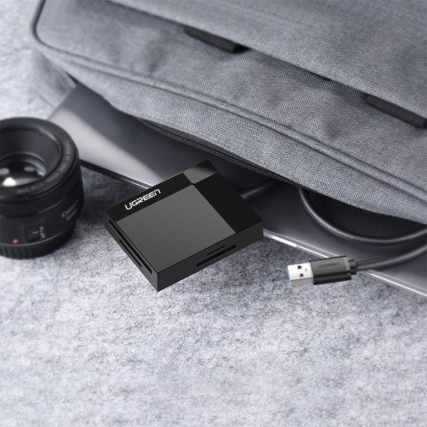 Czytnik kart pamięci SD / micro SD / CF / MS wtyczka USB 3.0 - czarny Czytnik kart pamięci SD / micro SD / CF / MS wtyczka USB 3.0 - czarny