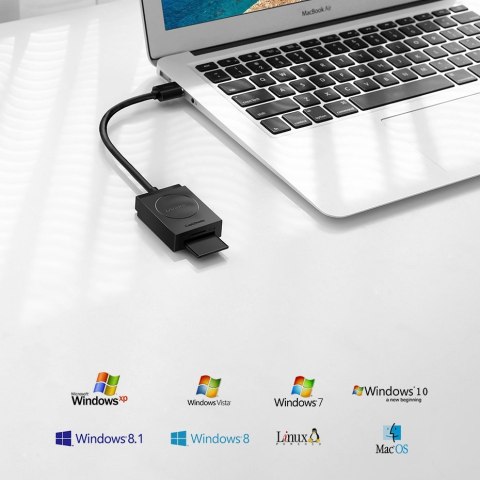 Czytnik kart pamięci SD / micro SD wtyczka USB 3.0 15cm - czarny Czytnik kart pamięci SD / micro SD wtyczka USB 3.0 15cm - czarny