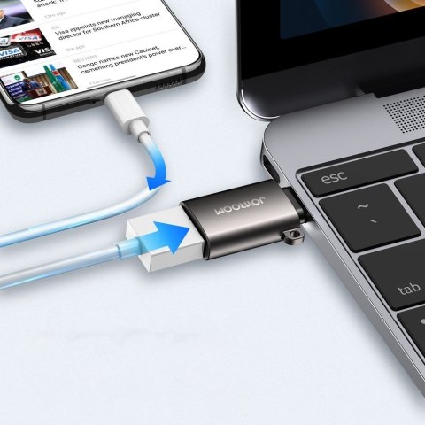 Adapter przejściówka USB 3.2 Gen 1 męski - USB-C żeński czarny Adapter przejściówka USB 3.2 Gen 1 męski - USB-C żeński czarny