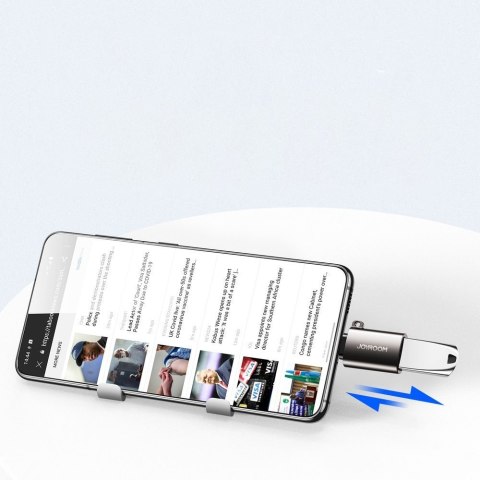 Adapter przejściówka USB 3.2 Gen 1 męski - USB-C żeński czarny Adapter przejściówka USB 3.2 Gen 1 męski - USB-C żeński czarny