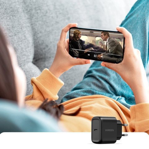 Ładowarka sieciowa do telefonu USB-C 25W PD + kabel USB-C 2m czarny Ładowarka sieciowa do telefonu USB-C 25W PD + kabel USB-C 2m czarny
