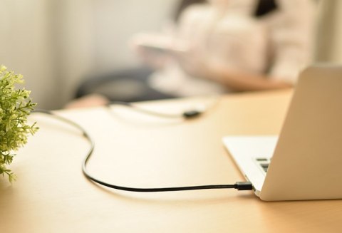 Przedłużacz do kabla przewodu USB 2m czarny Przedłużacz do kabla przewodu USB 2m czarny