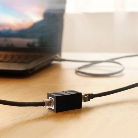 Złączka sieciowa łącznik kabli sieciowych Ethernet RJ45 10Gbps czarny Złączka sieciowa łącznik kabli sieciowych Ethernet RJ45 10Gbps czarny