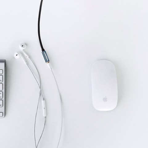 Przedłużacz kabel adapter audio AUX mini jack 3.5mm 1.5m niebieski Przedłużacz kabel adapter audio AUX mini jack 3.5mm 1.5m niebieski