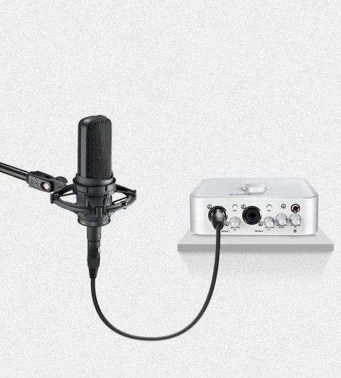 Przedłużacz kabla przewodu audio do mikrofonu XLR 2m czarny Przedłużacz kabla przewodu audio do mikrofonu XLR 2m czarny