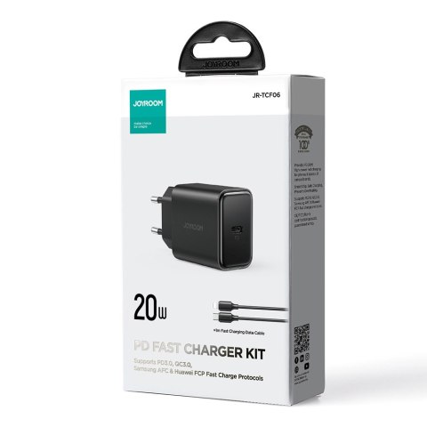 Ładowarka sieciowa USB-C 20W PD z kablem do iPhone Lightning czarna Ładowarka sieciowa USB-C 20W PD z kablem do iPhone Lightning czarna