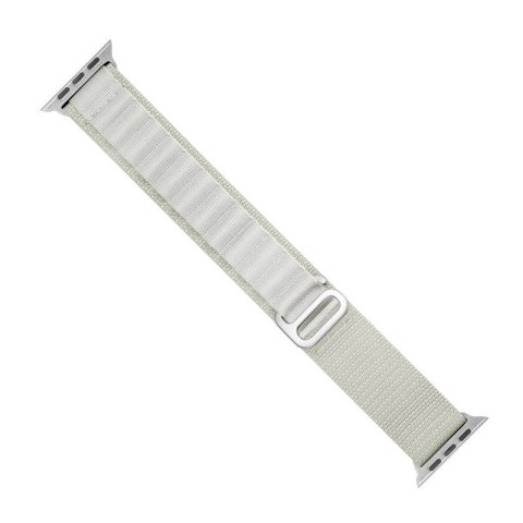 Pasek ze stalową sprzączką Alpine do Apple Watch 38 / 40 / 41 mm srebrny Pasek ze stalową sprzączką Alpine do Apple Watch 38 / 40 / 41 mm srebrny