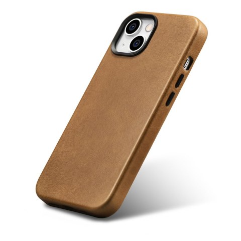 Skórzane etui iPhone 14 Plus magnetyczne z MagSafe Oil Wax Premium Leather Case jasny brąz Skórzane etui iPhone 14 Plus magnetyczne z MagSafe Oil Wax Premium Leather Case jasny brąz