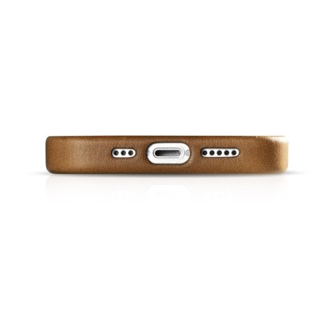 Skórzane etui iPhone 14 Plus magnetyczne z MagSafe Oil Wax Premium Leather Case jasny brąz Skórzane etui iPhone 14 Plus magnetyczne z MagSafe Oil Wax Premium Leather Case jasny brąz