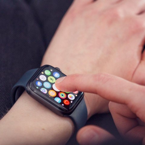 Szkło hartowane 9H na cały ekran Fossil Gen 6 z czarną ramką Full Glue Szkło hartowane 9H na cały ekran Fossil Gen 6 z czarną ramką Full Glue