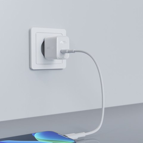 Szybka ładowarka sieciowa USB-C 20W Power Delivery biały Szybka ładowarka sieciowa USB-C 20W Power Delivery biały