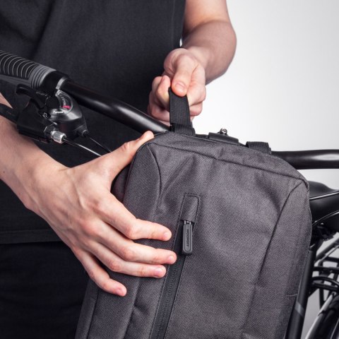 Sakwa torba rowerowa na tablet mocowana na kierownicę z paskiem na ramię szara Sakwa torba rowerowa na tablet mocowana na kierownicę z paskiem na ramię szara