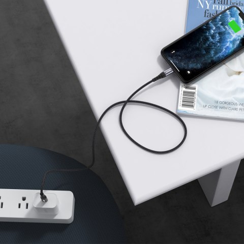 Kabel przewód do iPhone USB-C - Lightning 480Mb/s 3A 1.2m - czarny Kabel przewód do iPhone USB-C - Lightning 480Mb/s 3A 1.2m - czarny