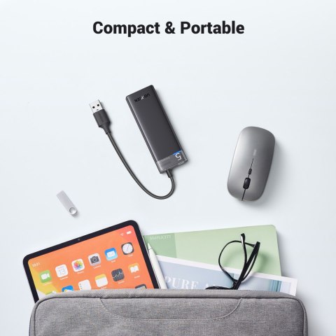 HUB adapter rozdzielacz portów 4x USB-A 3.0 i kablem zasilającym USB-A czarny HUB adapter rozdzielacz portów 4x USB-A 3.0 i kablem zasilającym USB-A czarny