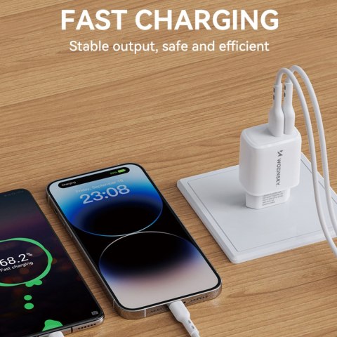 Ładowarka sieciowa 100-240V 30W 2.4A 2x USB-A biała Ładowarka sieciowa 100-240V 30W 2.4A 2x USB-A biała